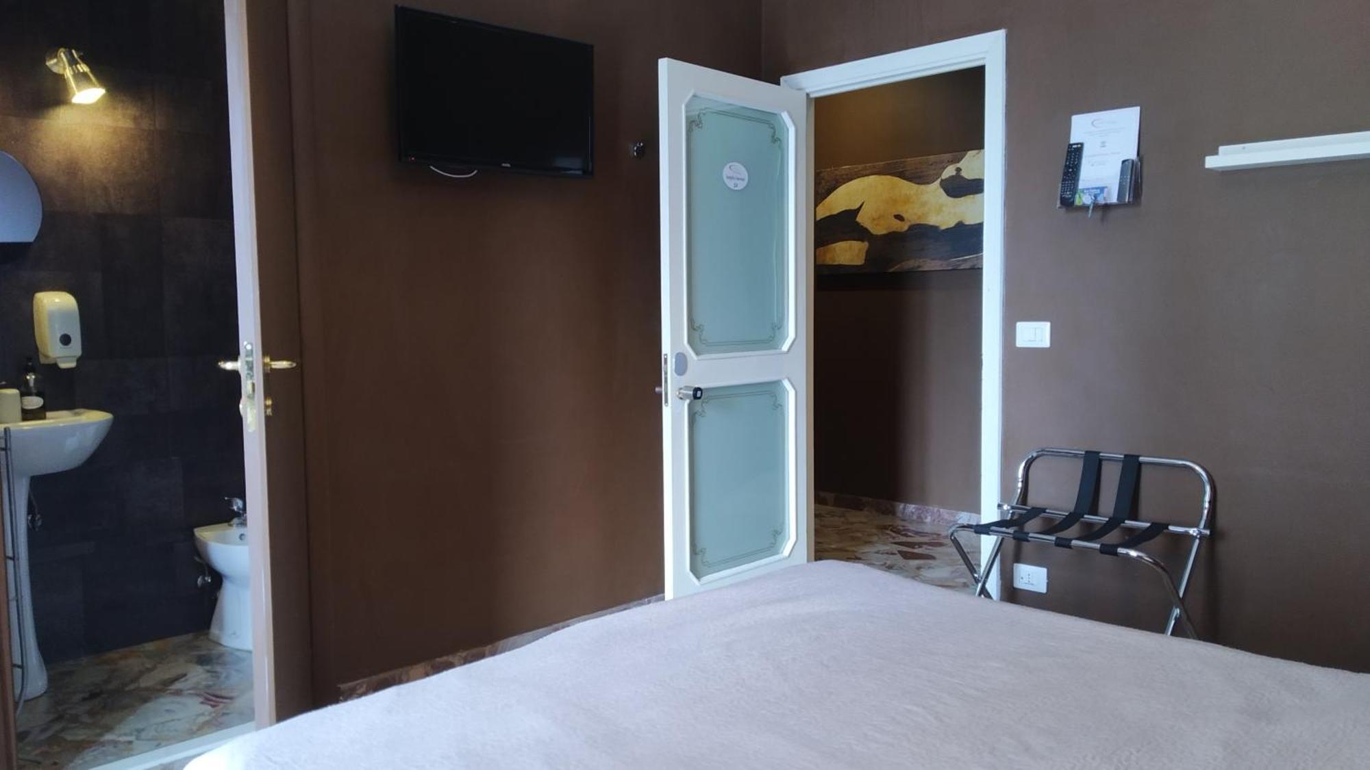 Cconforthotels R&B Semplici Emozioni Bari Ngoại thất bức ảnh